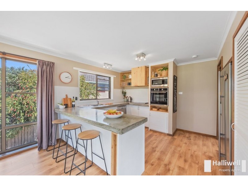 25 Coomera Crescent, Miandetta TAS 7310
