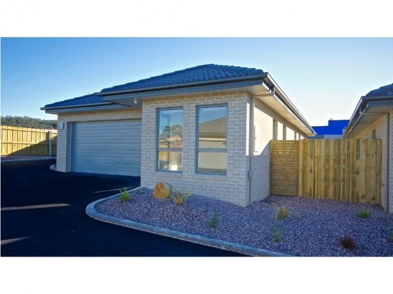 2/16-18 Gatenby Drive, Miandetta TAS 7310