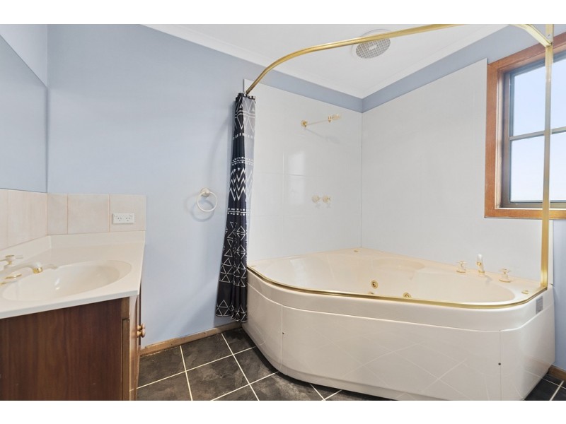 65 Bel-Air Crescent, Ambleside TAS 7310