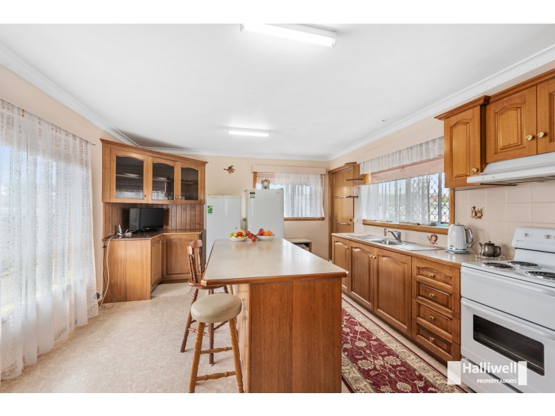 49 Valley Road, Devonport TAS 7310