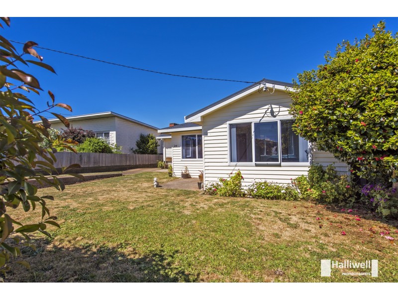 24 Nixon Street, Devonport TAS 7310