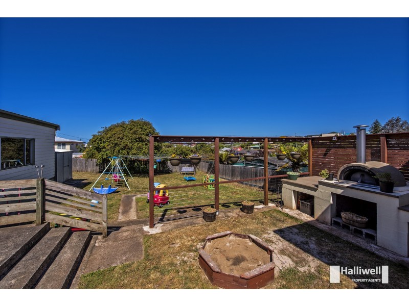 24 Nixon Street, Devonport TAS 7310