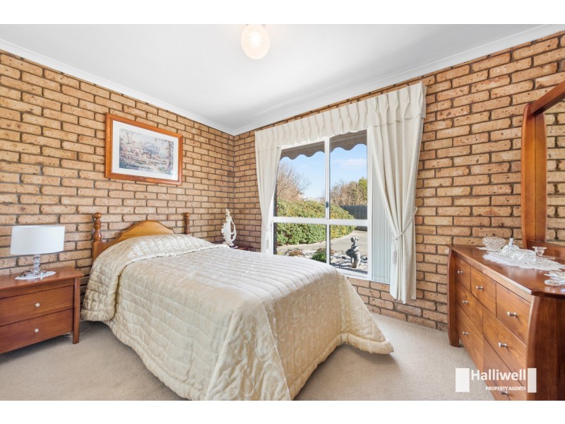 2/17 Walpole Crescent, Latrobe TAS 7307