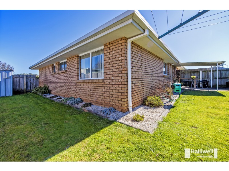 2/17 Walpole Crescent, Latrobe TAS 7307