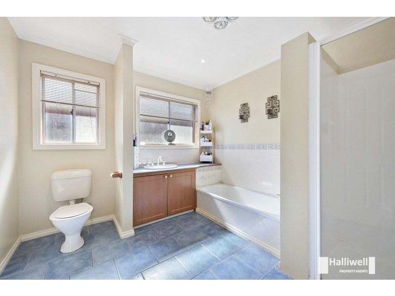 35 Jarrod Court, Devonport TAS 7310