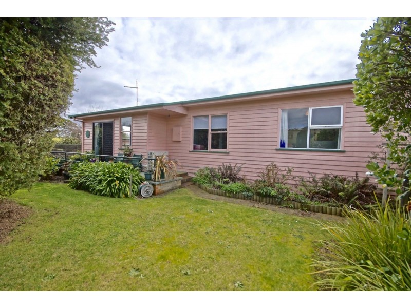 15 Adina Place, East Devonport TAS 7310