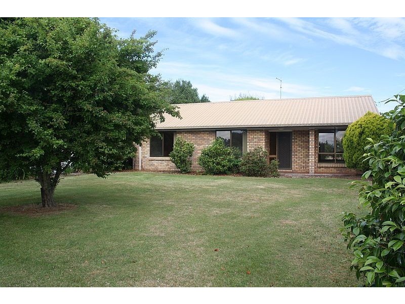 16 Alexander Street, Shearwater TAS 7307