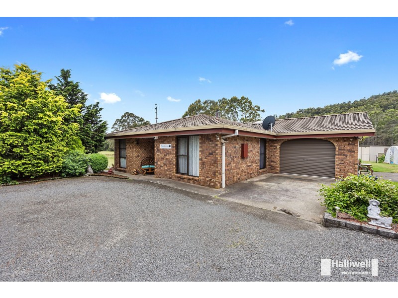 35 Lawrence Avenue, Acacia Hills TAS 7306