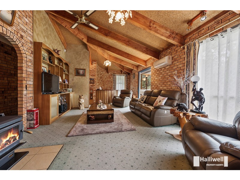 35 Lawrence Avenue, Acacia Hills TAS 7306