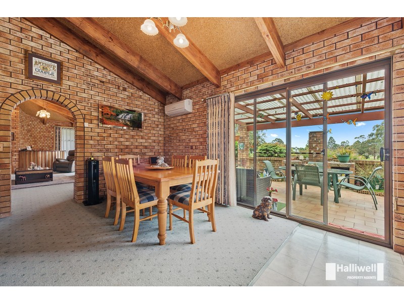 35 Lawrence Avenue, Acacia Hills TAS 7306