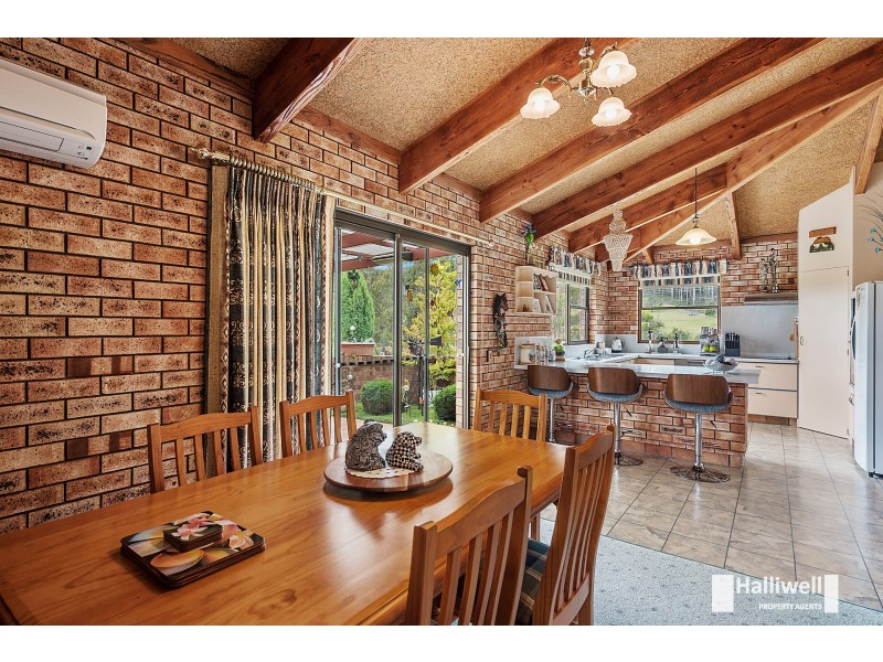 35 Lawrence Avenue, Acacia Hills TAS 7306