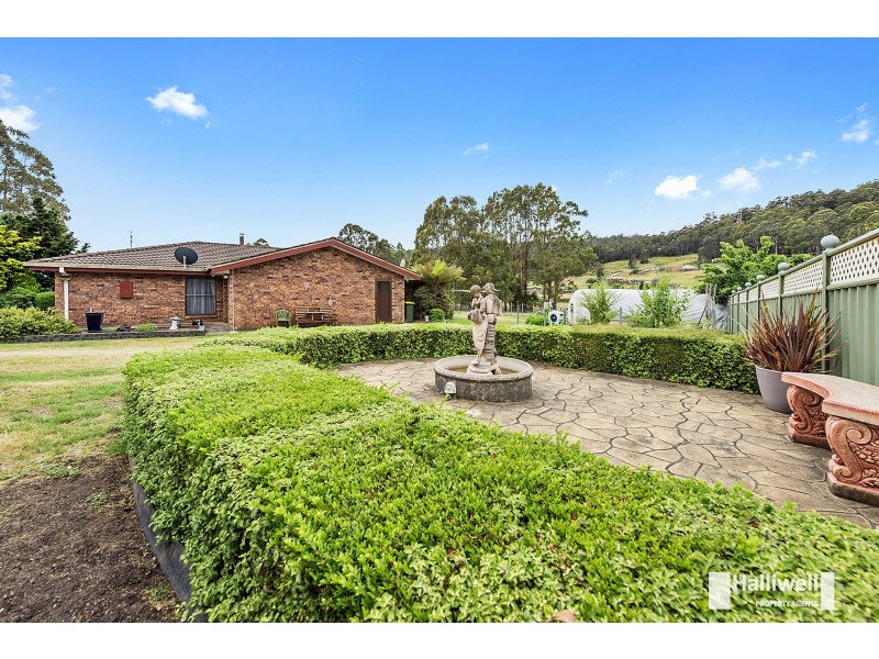 35 Lawrence Avenue, Acacia Hills TAS 7306