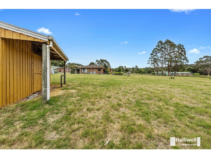 35 Lawrence Avenue, Acacia Hills TAS 7306