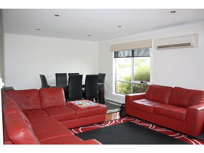 1 St Georges Crescent, Shearwater TAS 7307