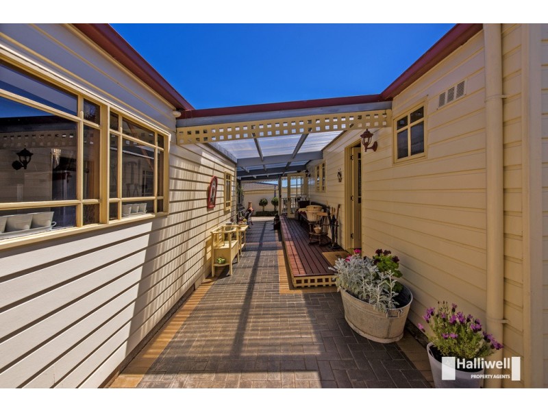 219 Oldaker Street, Devonport TAS 7310