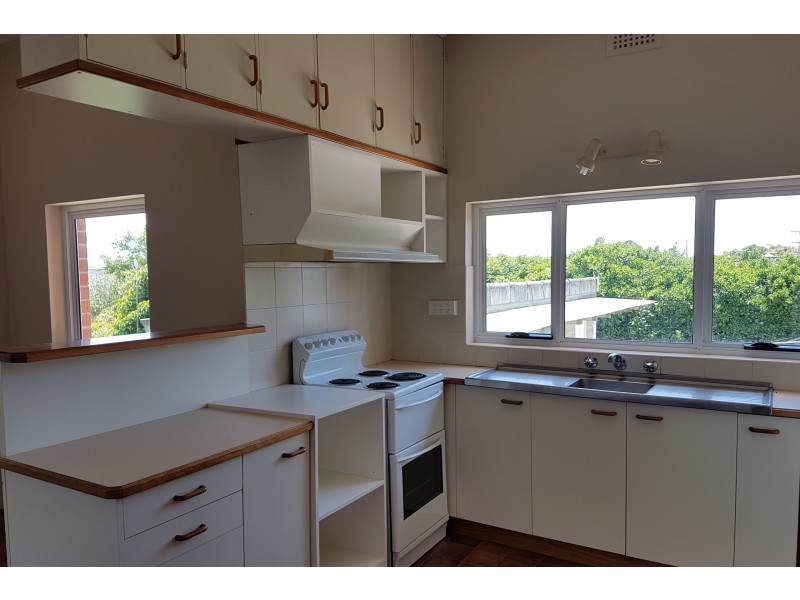 12 George Street, Devonport TAS 7310