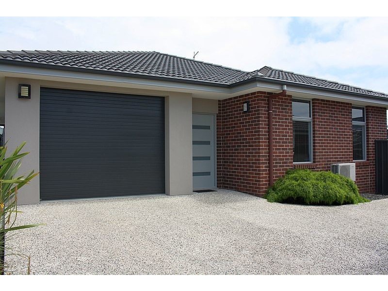 2/1 Franklin Drive, Shearwater TAS 7307