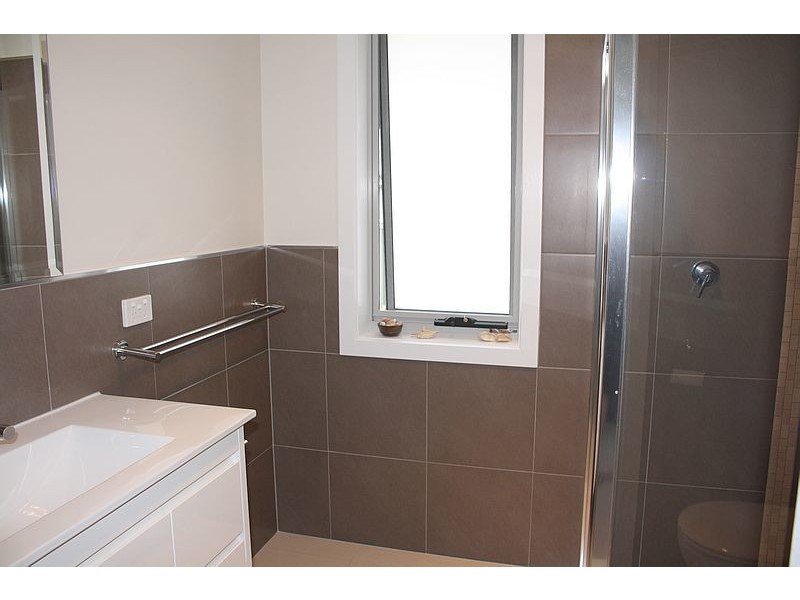 2/1 Franklin Drive, Shearwater TAS 7307