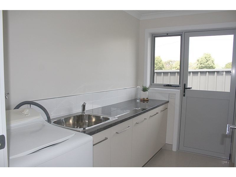 2/1 Franklin Drive, Shearwater TAS 7307