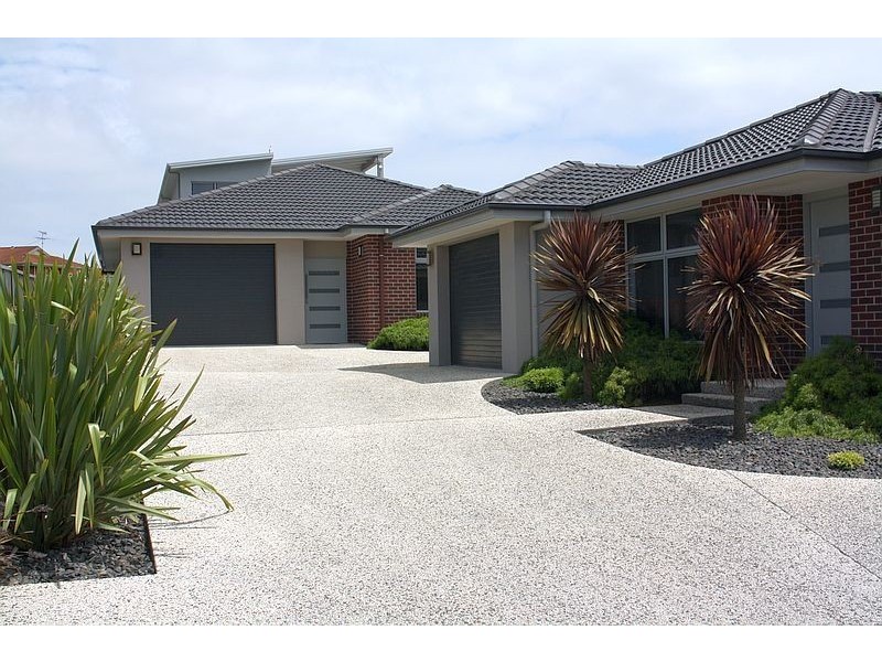 2/1 Franklin Drive, Shearwater TAS 7307