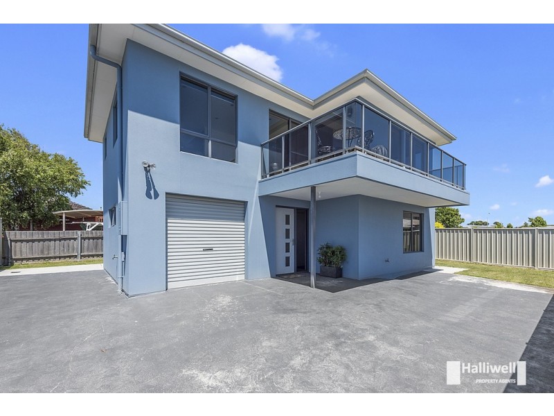 2/27 George Street, Devonport TAS 7310