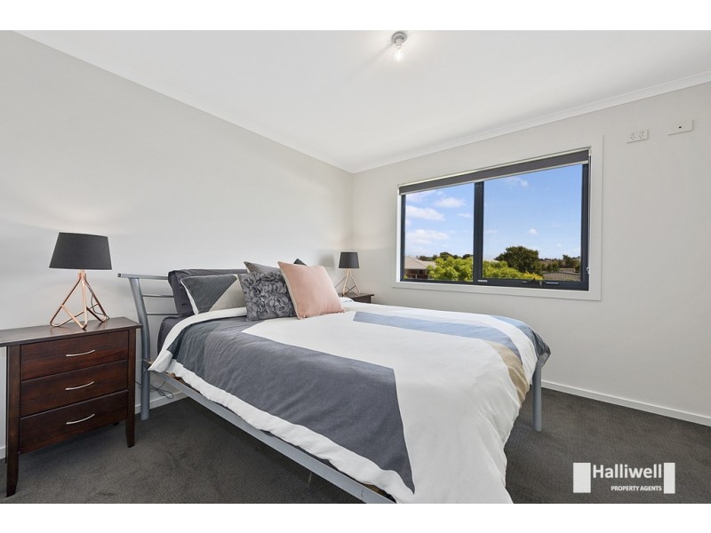 2/27 George Street, Devonport TAS 7310
