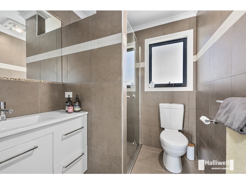 2/27 George Street, Devonport TAS 7310