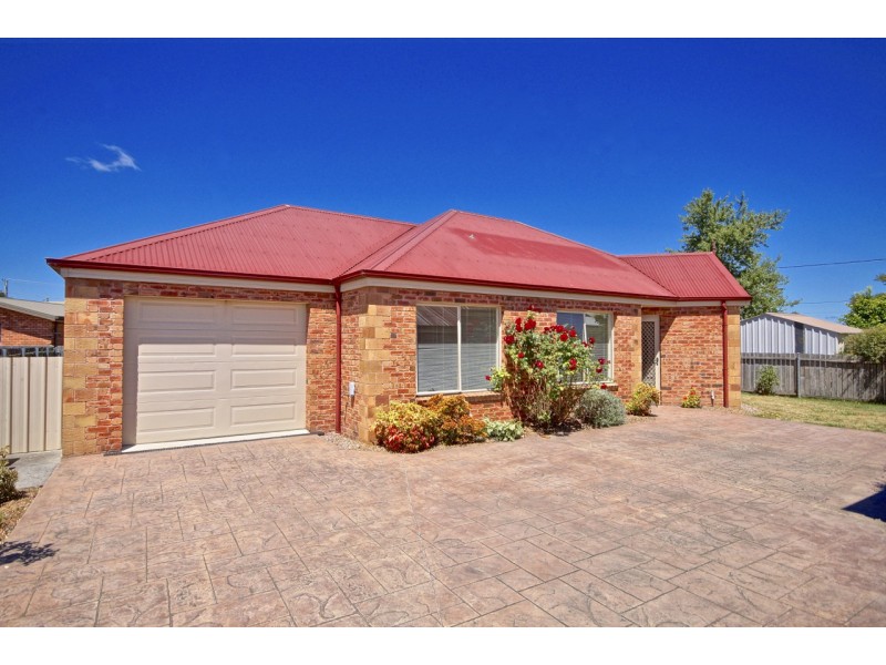 2/36 George Street, Latrobe TAS 7307