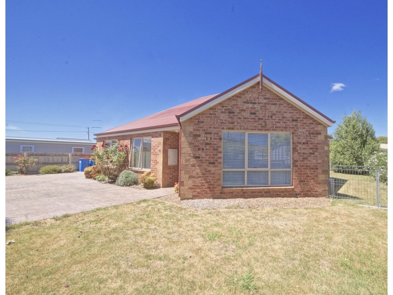 2/36 George Street, Latrobe TAS 7307