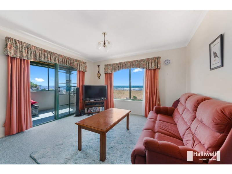 18/2-12 North Caroline Street, East Devonport TAS 7310