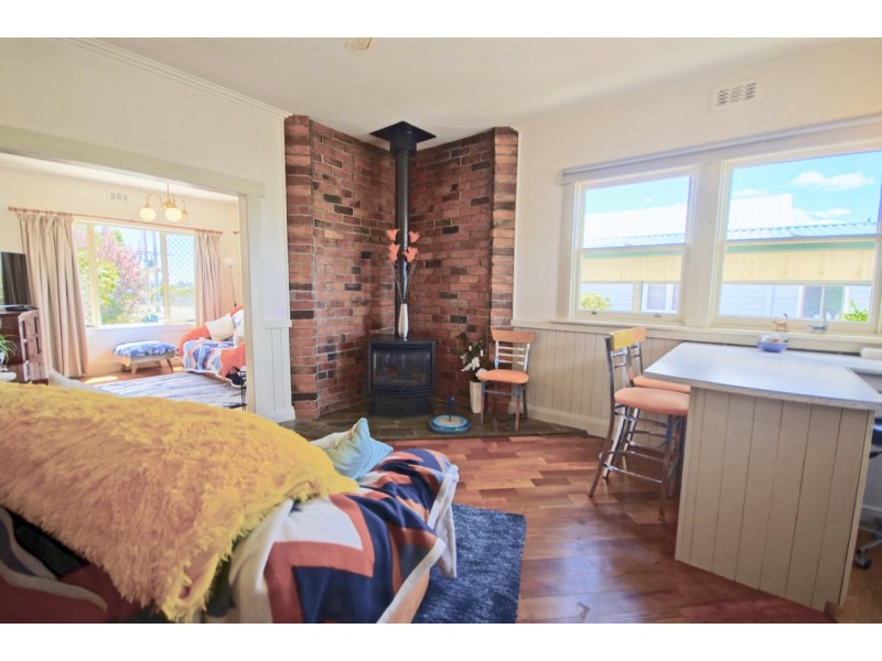 91 George Street, Devonport TAS 7310