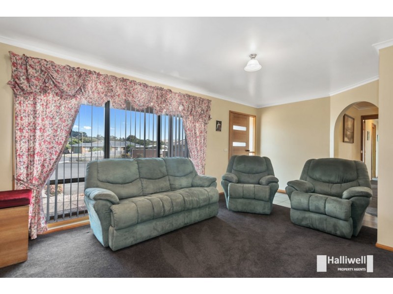 24 Ocean Drive, Ulverstone TAS 7315