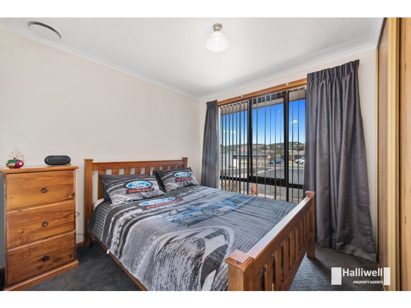 24 Ocean Drive, Ulverstone TAS 7315