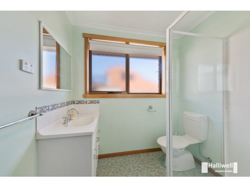 24 Ocean Drive, Ulverstone TAS 7315