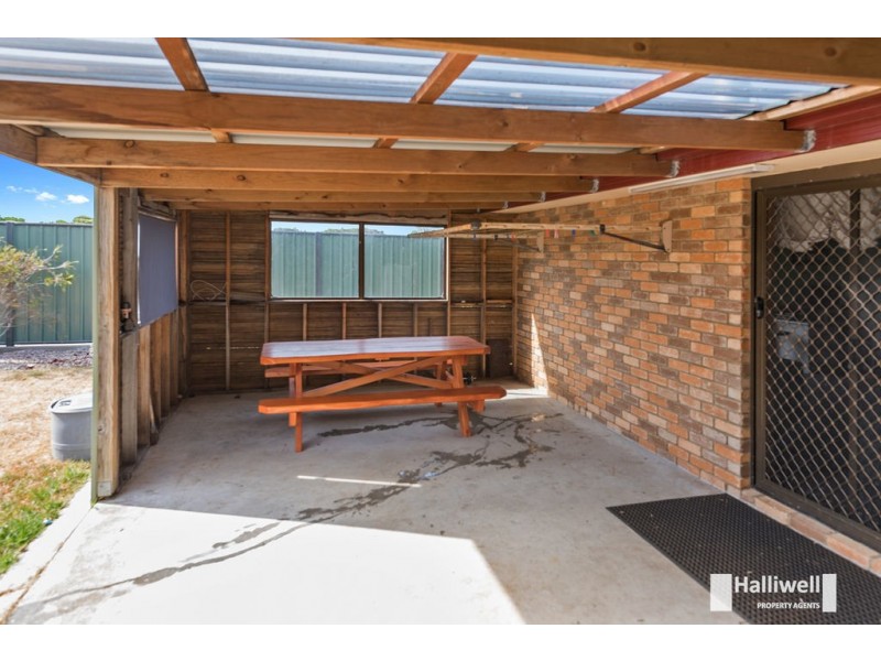 24 Ocean Drive, Ulverstone TAS 7315