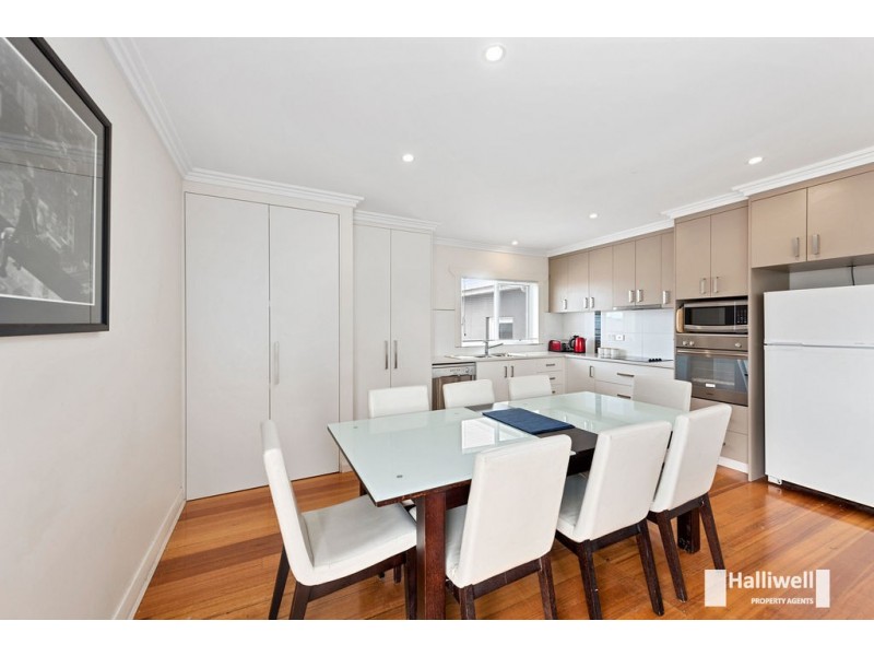 32a Middle Road, Devonport TAS 7310