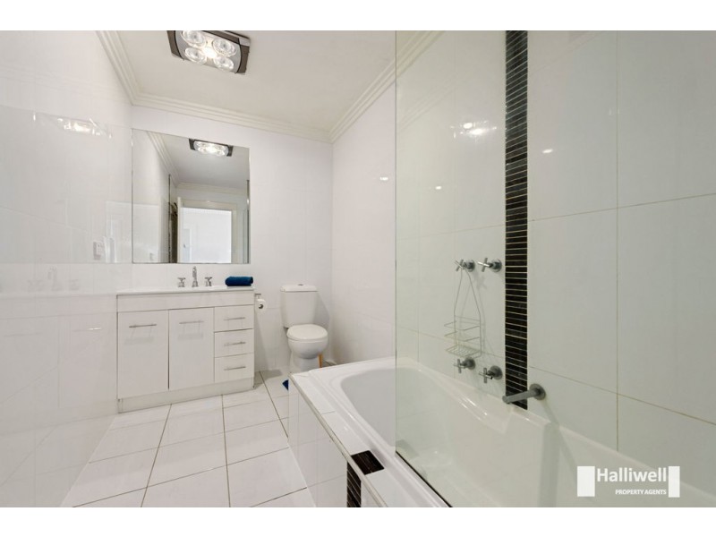 32a Middle Road, Devonport TAS 7310