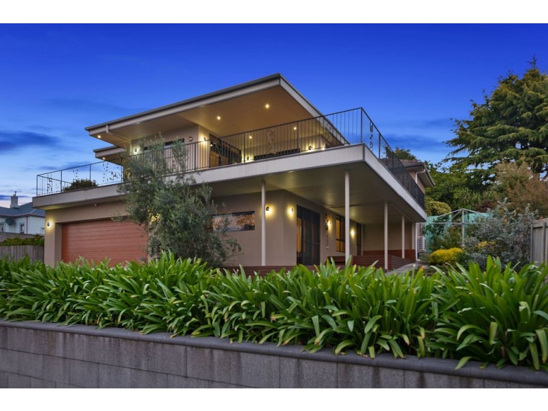 55 Wenvoe Street, Devonport TAS 7310