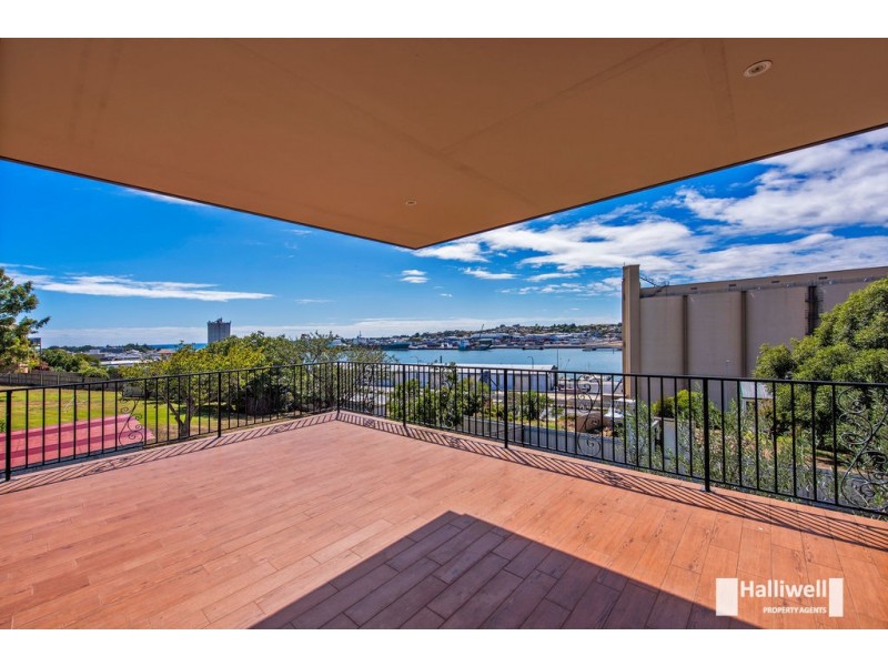 55 Wenvoe Street, Devonport TAS 7310
