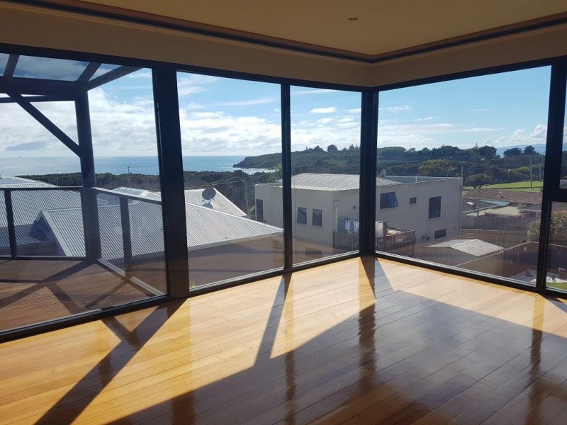 12 Cromwell Crescent, Devonport TAS 7310