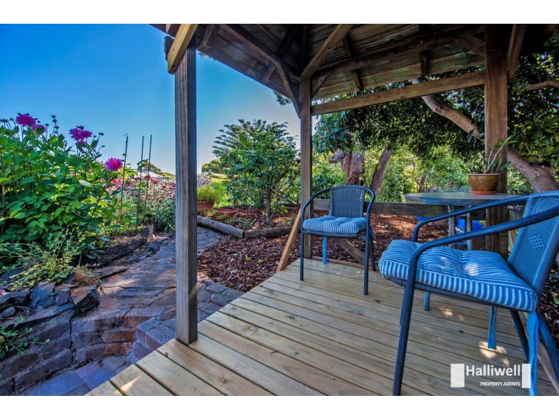 67 Don Road, Devonport TAS 7310