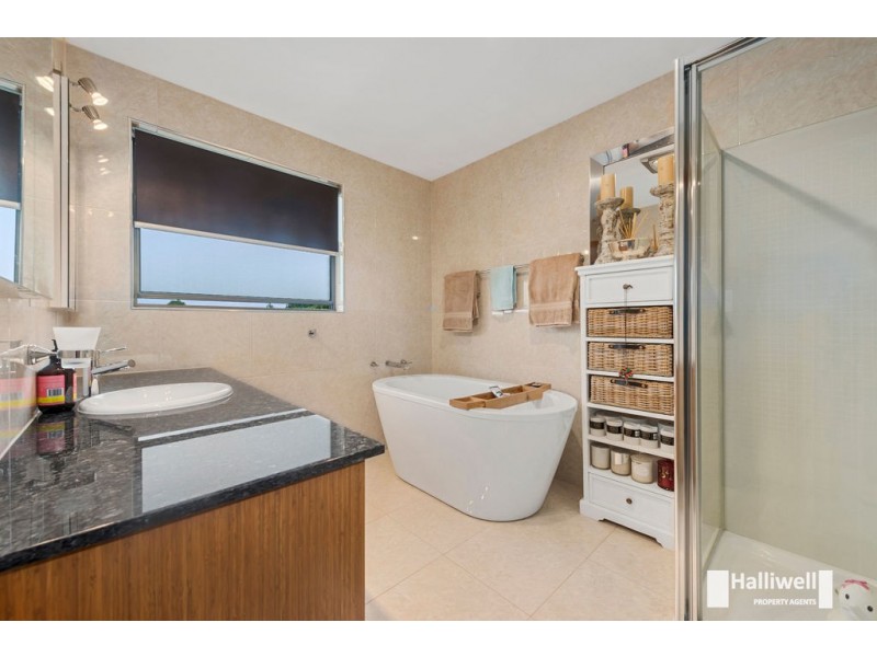 16 Somme Street, Miandetta TAS 7310