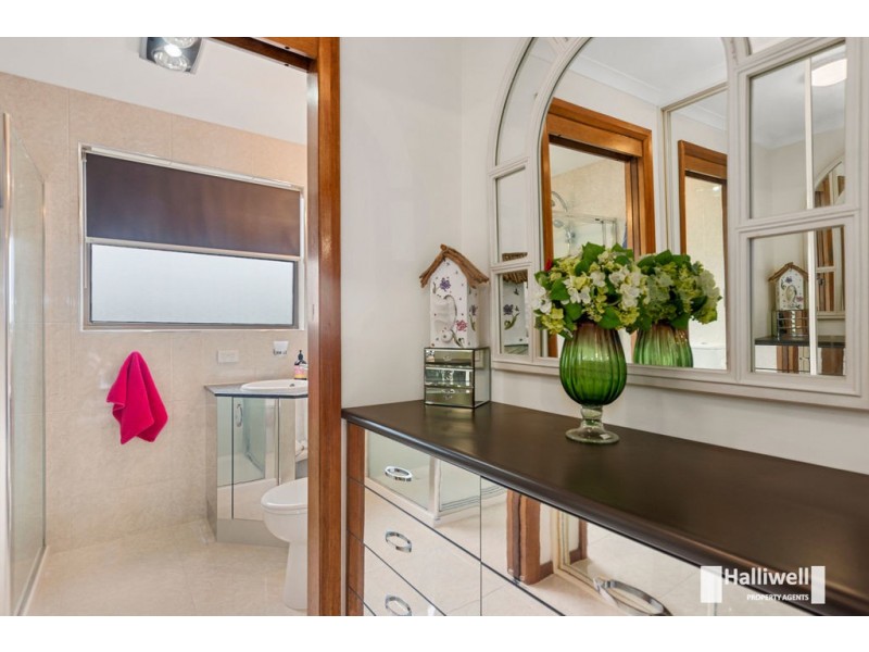 16 Somme Street, Miandetta TAS 7310