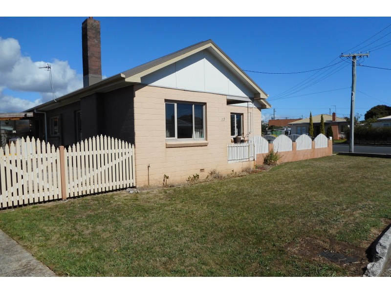 17 Madden Crescent, Devonport TAS 7310