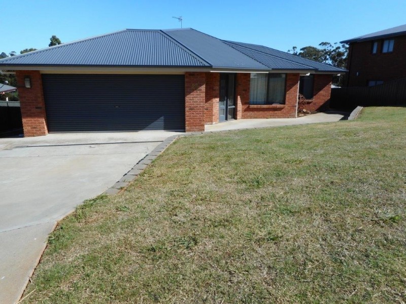 23 Georgiana Street, Devonport TAS 7310