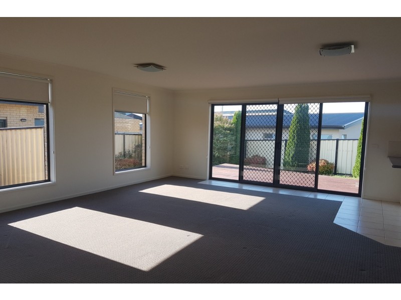 2/23 Skyline Drive, Ambleside TAS 7310