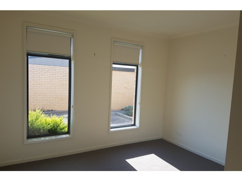 2/23 Skyline Drive, Ambleside TAS 7310