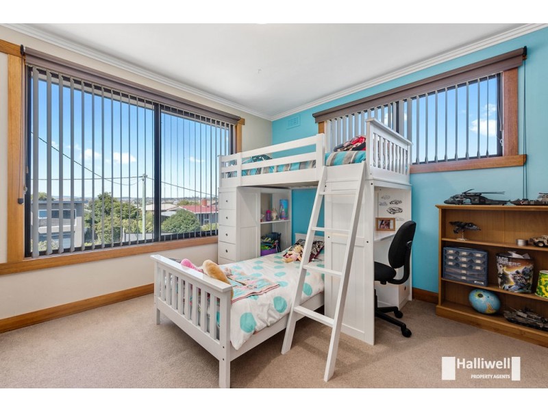 1 Warruga Place, Devonport TAS 7310
