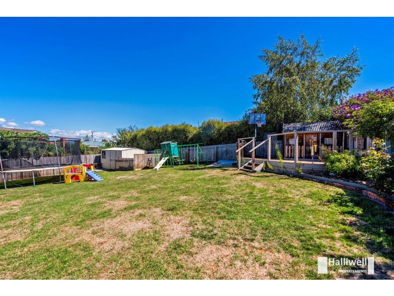 1 Warruga Place, Devonport TAS 7310