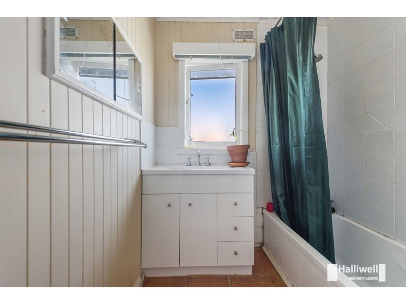 141 Oldaker Street, Devonport TAS 7310
